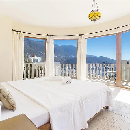 Nar Vilă Kalkan